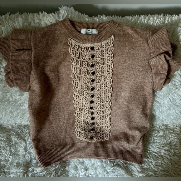H&M Tan Cottage Core Lace Bib Trim Black Buttons S/S Ruffle Sweater Small - Picture 2 of 6